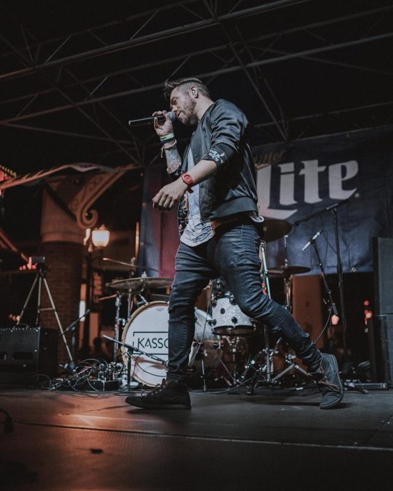 39118589_10215093517764668_2256026637030129664_n